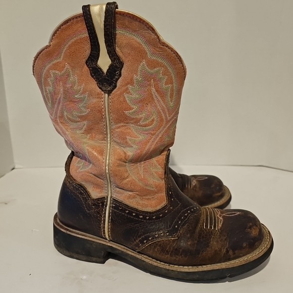 Women's leather upper  ARIAT Fat Baby western boots 10001205  size 7 B - Picture 1 of 8